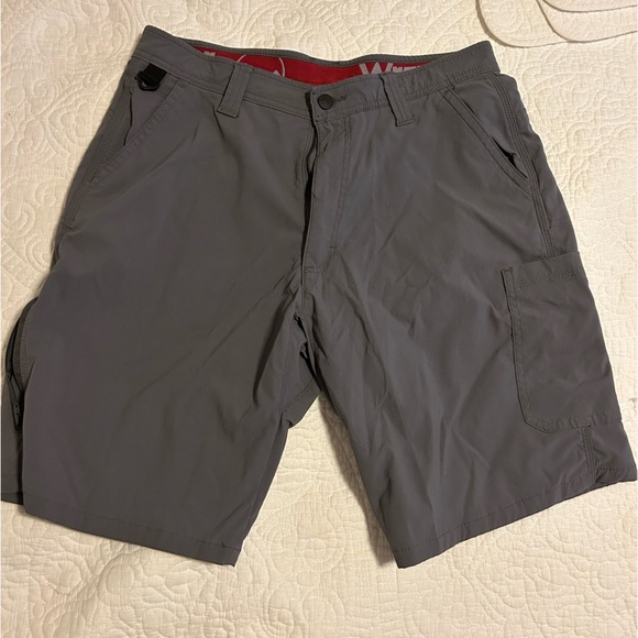 Wrangler shorts size 34 - Picture 1 of 3